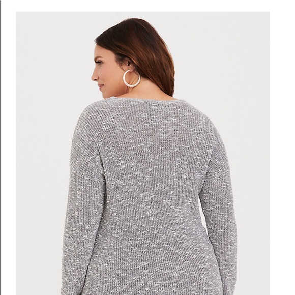 Torrid size 1 Gray sweater with crisscross neck - Picture 2 of 7
